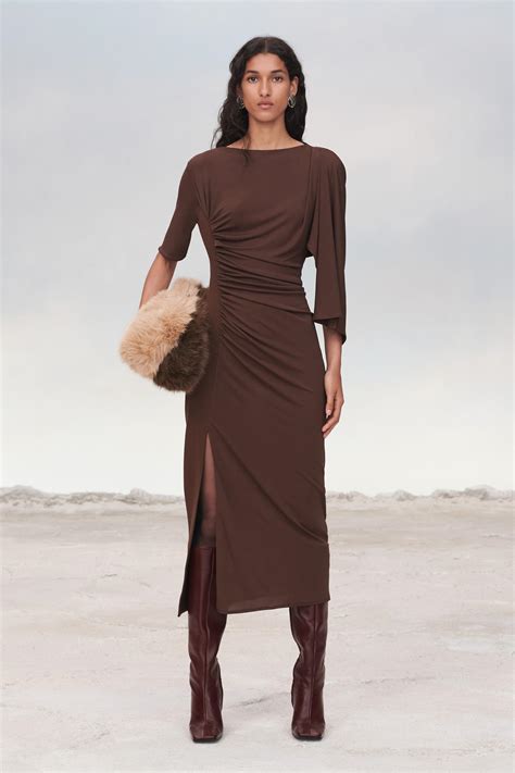 zara turkey woman.
